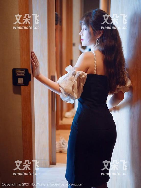 HuaYang花漾-Egg-尤妮丝Egg HuaYang花漾 - 随意一瞥,Egg-尤妮丝Egg篇:女孩的福利时光,作品好像另一种宇宙。
