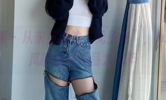 微密圈 - 从未见过的“无圣光”，July芝岚的睡衣作品太纯粹