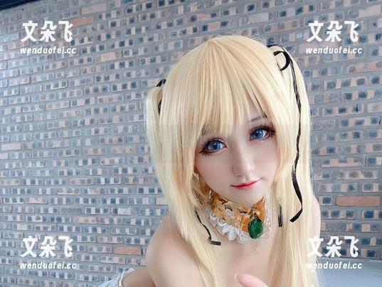 KuukoW私拍：女仆角色扮演，快递小哥能撑多久呢？
