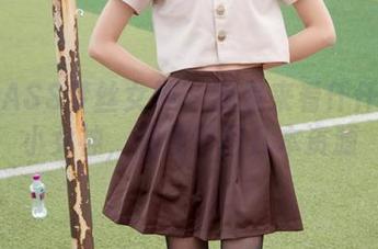 MSLASS梦丝女神 - 我是来看仟仟的JK小女神，顺便带回几本资源