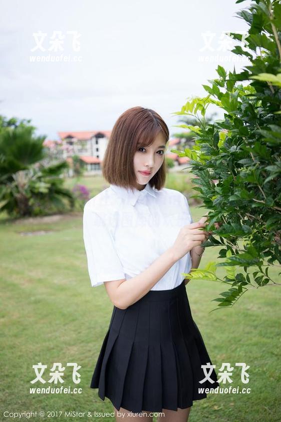 MiStar魅妍社-FoxYini孟狐狸 MiStar魅妍社 - FoxYini孟狐狸的校园冒险:跳进图库的欢乐海洋!