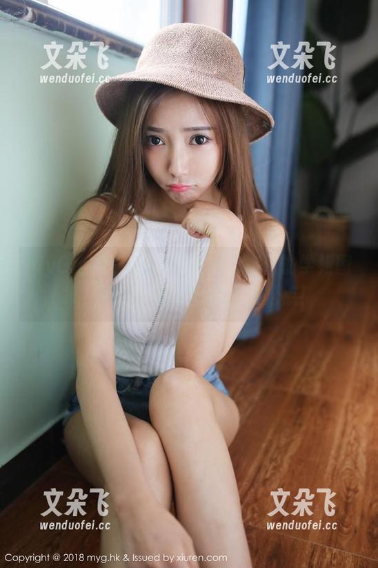 MyGirl美媛馆 - 李李七七喜喜的学姐图集，图库下载的秘诀：放松点！
