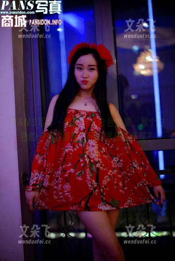 PANS写真-卡卡 PANS写真 - 看,卡卡白色全集,那个白色的…是衣服吗?还是光感在作怪?