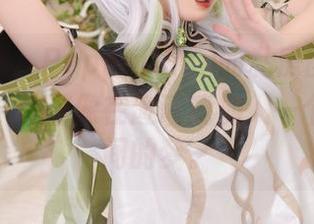 翩翩旗袍，PoppaChan的私房图集，里面的每一件都像在邀请我加入一个没有时间的梦。