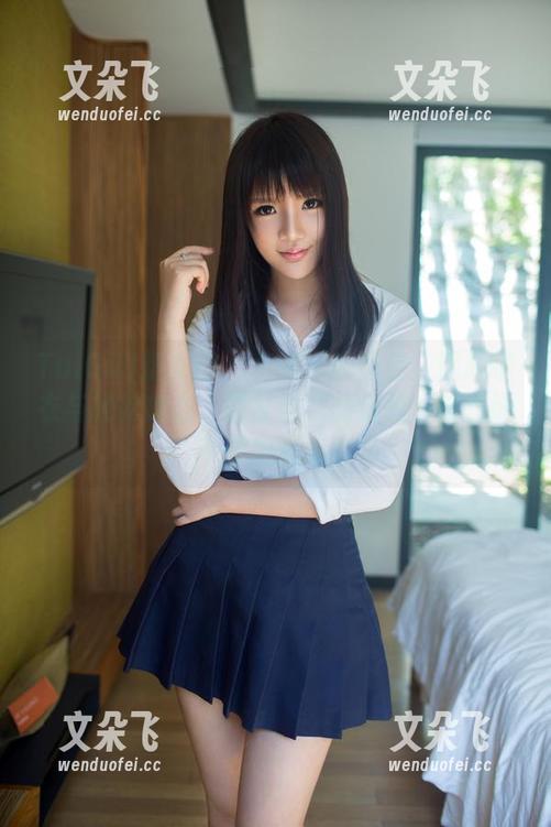 TuiGirl推女郎-李丽莎 TuiGirl推女郎 - 李丽莎的图包:洒脱睡衣与轻松状态,顺其自然的优雅,反正谁不爱闲逛呢?