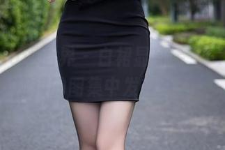 XIAOYU语画界 - 白裙显身手，Cris_卓娅祺的图集中发现新大陆