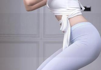 Xiuren秀人网 - 双笙Alina红裙高清漫游记：这条裙子是不是可以直接去求婚了？