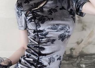 Xiuren秀人网 - 司妃SL的毛衣：穿上它，看起来像刚起来的懒猫，哈哈