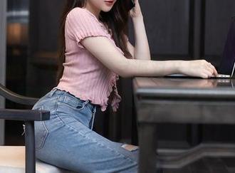 Xiuren秀人网 - 教室派对开启：娜娜baby的图包分享，不过这不算逃课吧？