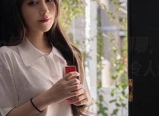 Xiuren秀人网 - 让我们来聊聊，林子遥的美脚定制作品到底有多令人侧目