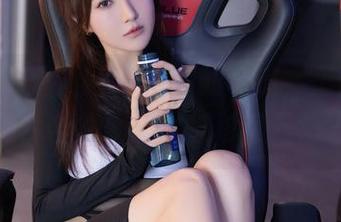 Xiuren秀人网 - 厨娘的味道，王俪丁的照片合集，应该被珍藏是吧？