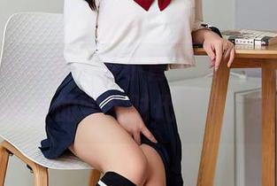 YouMi尤蜜荟 - 艾小青学妹，高清图集散发着诱人的学生时代气息，聊聊？