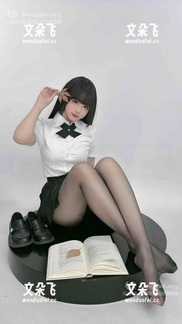 miko酱吖这雾枝合集，哇，感觉像是在看一封无声的信，心里就这样静静荡漾。