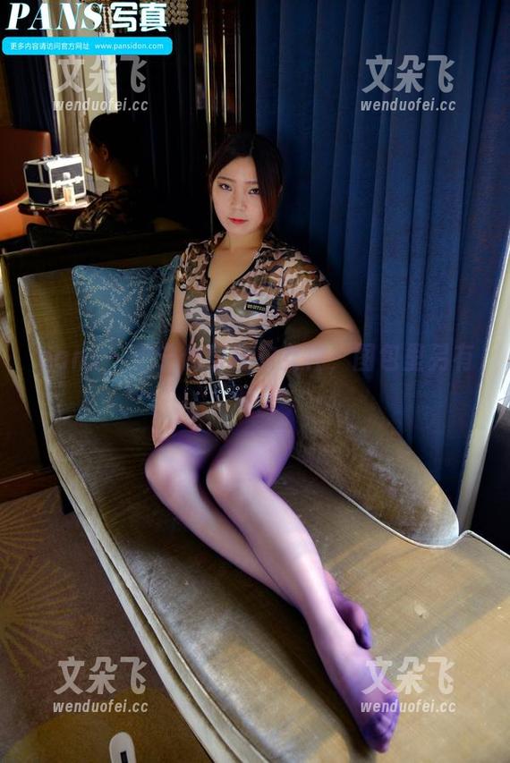 pans-宁宁 pans - 宁宁化身睡衣女神,图包里另有洞天