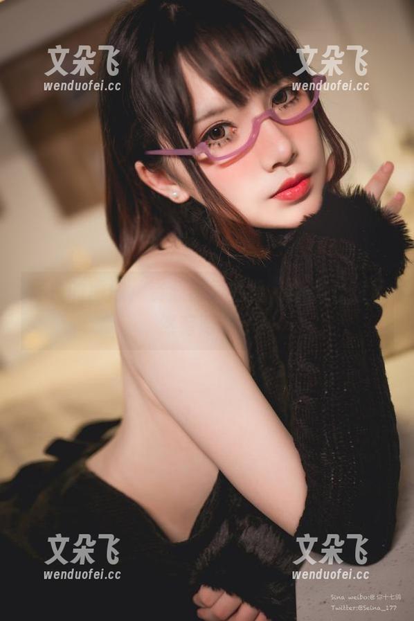 黑白的图像，资源层层叠叠，你十七鸽果然有两下子