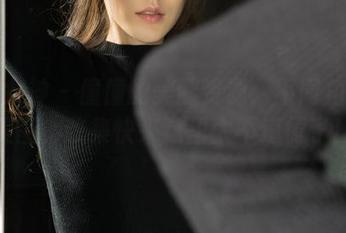 克拉女神 - 僮僮的美腿资源：不同角度的美图，收集快来这里太不道德了！