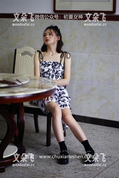 初夏女神 - 校园图集定制：环环带你一探究竟，风景如画，学业无忧！