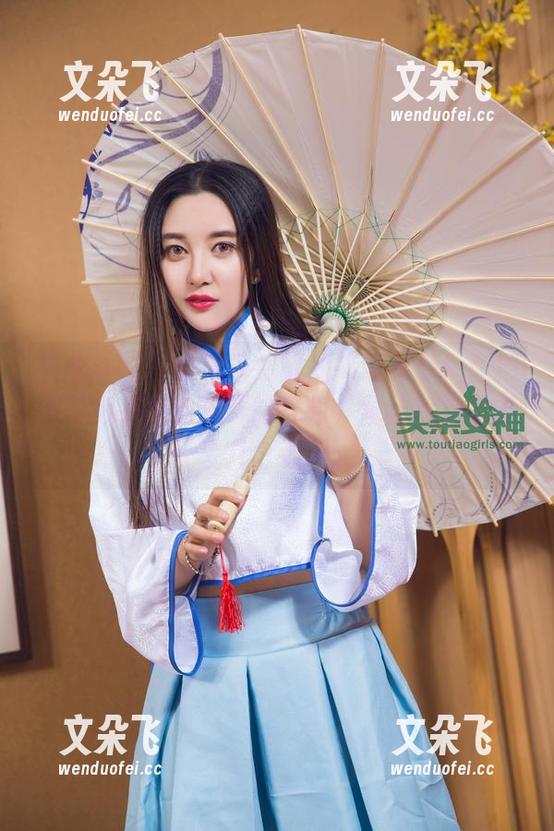 头条女神 - 快来看蔡楠的高清资源！西域湿娘似乎带着捉弄的气息，竟让我对水多了几分敬畏。