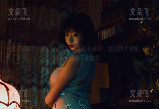 快来瞧瞧奈汐酱Nice的21号自拍本-007，精选四季美图，连鸟儿都想停下来欣赏！