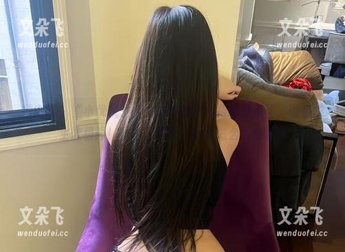 小优优子 微密圈 - “小优优子:女友好像不打招呼就来了,图包求生欲极强!”——你说,我该怎么回应呢?