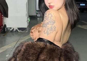 微密圈 - 小优优子的学妹写真，潜藏着的心思如影随形