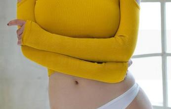 尤果网 - 陈怡曼与短裙，这组合让我不能自已，照片里的意义总让我想太多