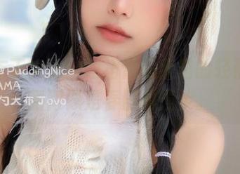 聚焦布丁大法：短裙作品集里的轻盈，美丽得像是春日的慢步。