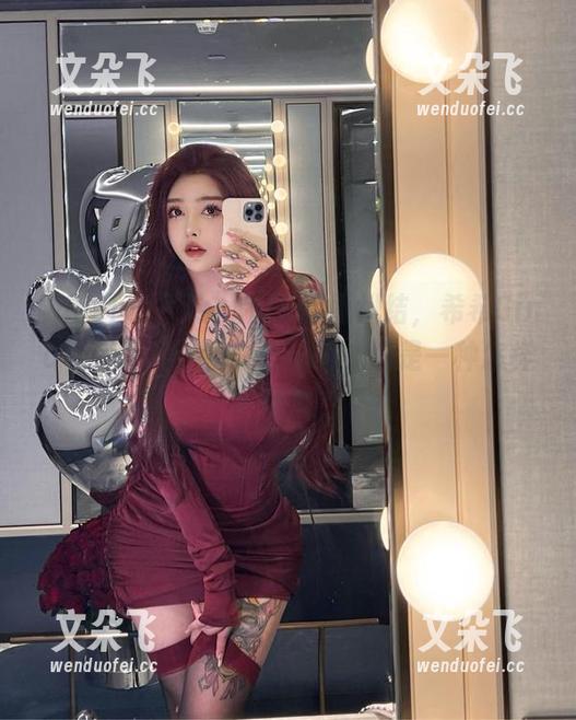 微密圈 - 为买一件JK装而纠结，希希Gina私房图片让我彻底沦陷，这是一种怎样的诱惑？