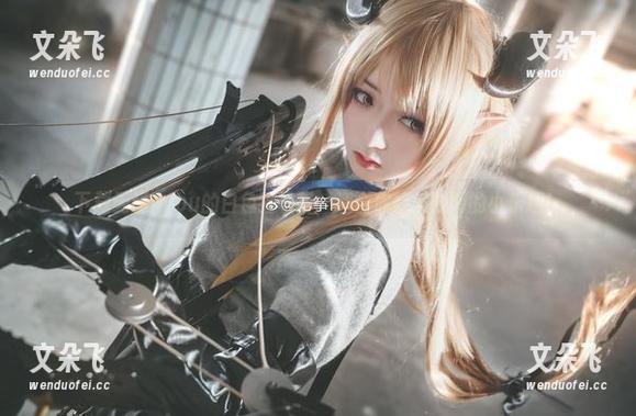 无筝ryou 下载无筝ryou的白色猫写真,适合你打发时间的小乐趣!