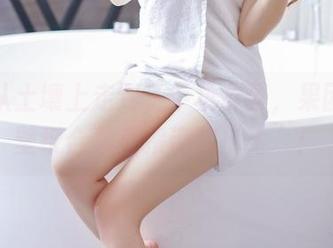 蘑菇从土壤上走到了手机屏幕，果团网的壁纸合集直接带你“飞”！