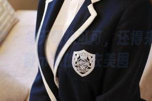 模范学院 - 冬天喝热可可，还得来点徐微微mia的毛衣美图