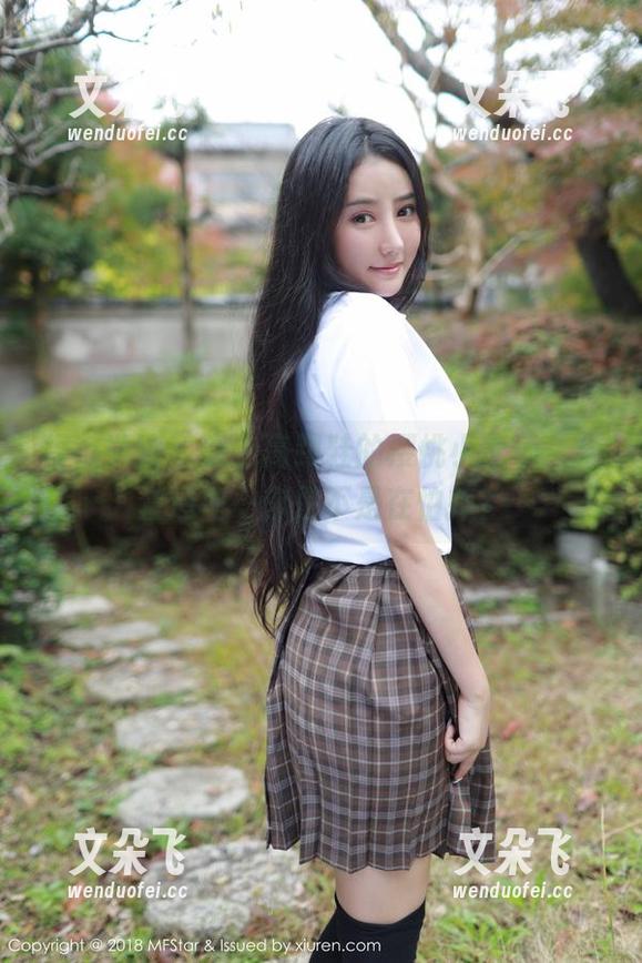 模范学院 - 穿上高跟鞋的樱桃小犊子，全套造型…你是不是在怕摔？