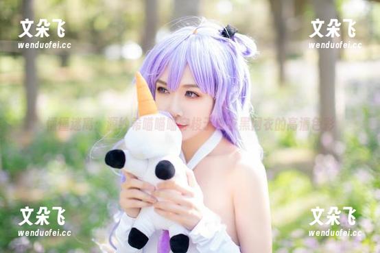 懵懂迷离：源纱希喵喵喵穿梭于皮衣黑网衣的高清色彩