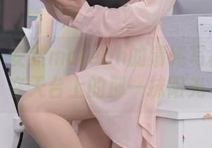秀人网 - 安然maleah的清纯写真合集：在天台上的那一抹阳光