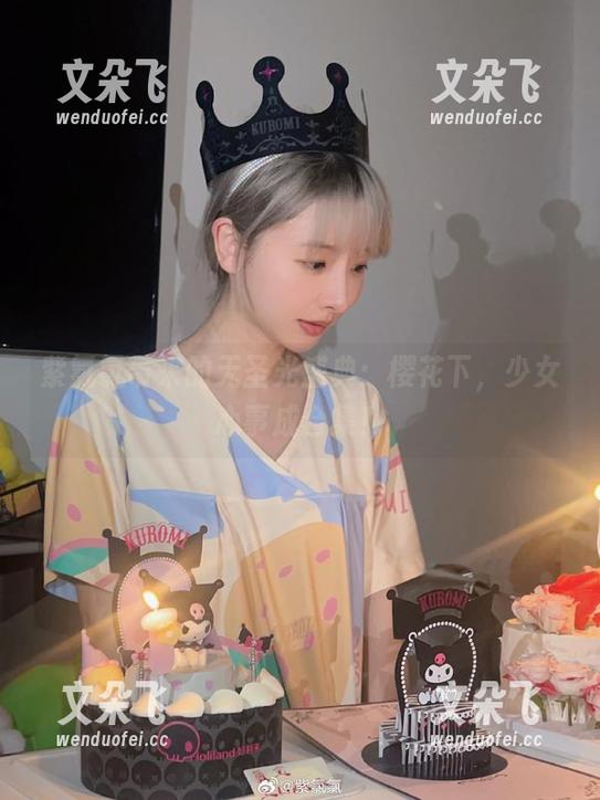 紫氯氯带来的无圣光盛典：樱花下，少女心事成合集！