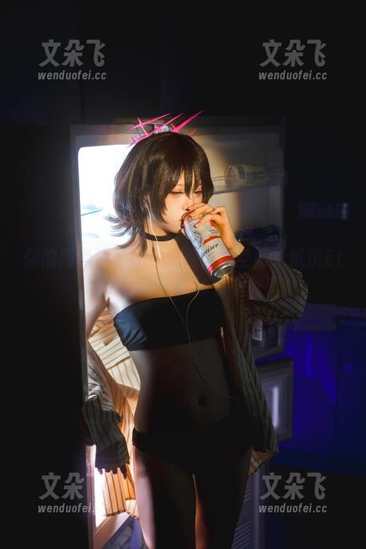 你的网盘满了吗？记得留点空间给纸悦Etsu_ko的美咲泳装下载！