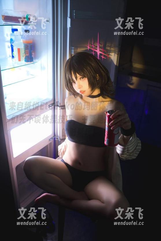 来自纸悦Etsu_ko的玛丽体操服合集，我们先不谈体操技巧，主要是打卡这身衣服的时髦度！