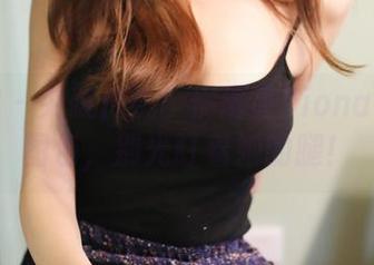 美媛馆 - 突破传统：伊雨蔓Fiona牛仔裤图包，别光盯着她的腿！