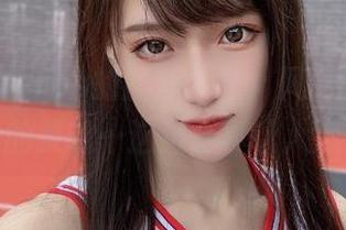 腐团儿Ikaros的图集必看，风女的温婉配上我的灵魂…这组合真让人心慌！