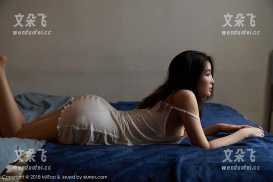 蜜桃社 - Mia米娅的写真：普通女孩的非凡时刻，图册里都是真实的她