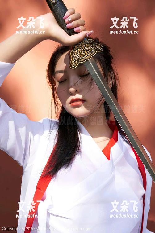 蜜桃社 - 私房写真：杏子在旅途中的迷失，哈，从此就不想回家了