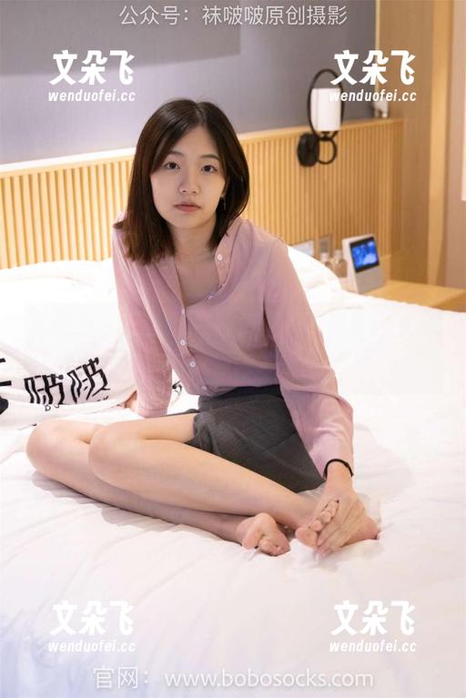 袜啵啵 - 雪糕的校服，图集中藏着的福利，难道是要向内心挑战吗？