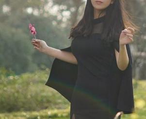 微密圈 - 去图库找辣妈女神的内衣作品，呃，是时候刷新你的眼界了。