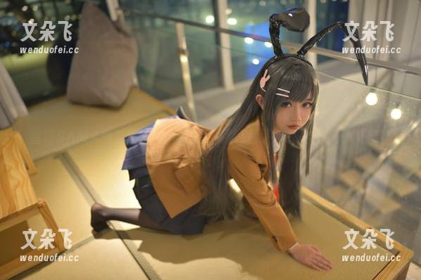 雪琪SAMA 雪琪SAMA最新厨房魔法照片,保证看了你想围着桌子跳舞!