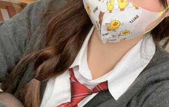 写真中的魔物喵nigisa秘书，或许我也能变成她身边的小影子？