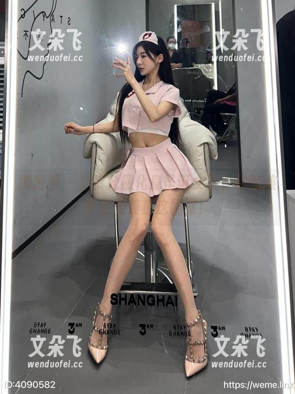 黎允熙 微密圈 - 当黎允熙化身圣诞女王,你的孩子会很羡慕这图集!
