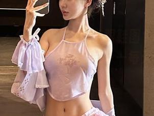微密圈 - 分享黎允熙的高跟鞋图包，让我明白了我买高跟鞋的真谛——每天只要高就好！
