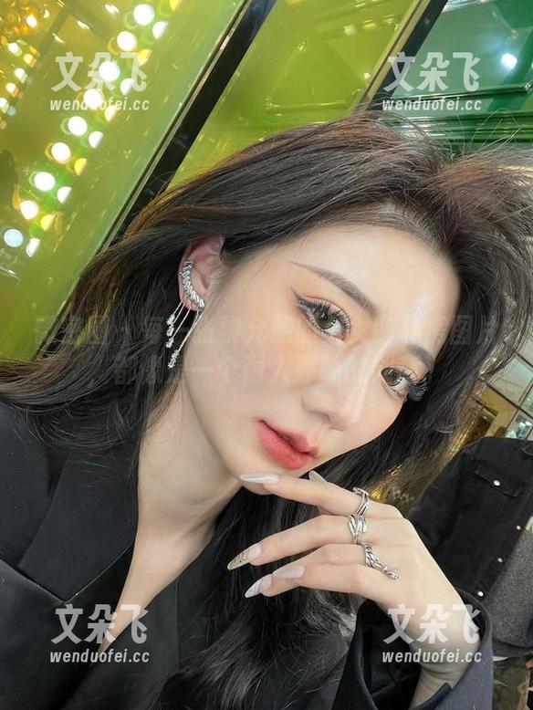 微密圈 - 每一张黎允熙的兔女郎私房图片，都像是一个耐人寻味的创意。