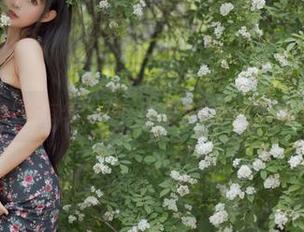 黑猫猫ovo与少女心事：这是个彻底的cos合集嘛？